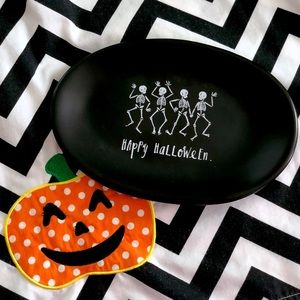 RAE DUNN HALLOWEEN PLATE